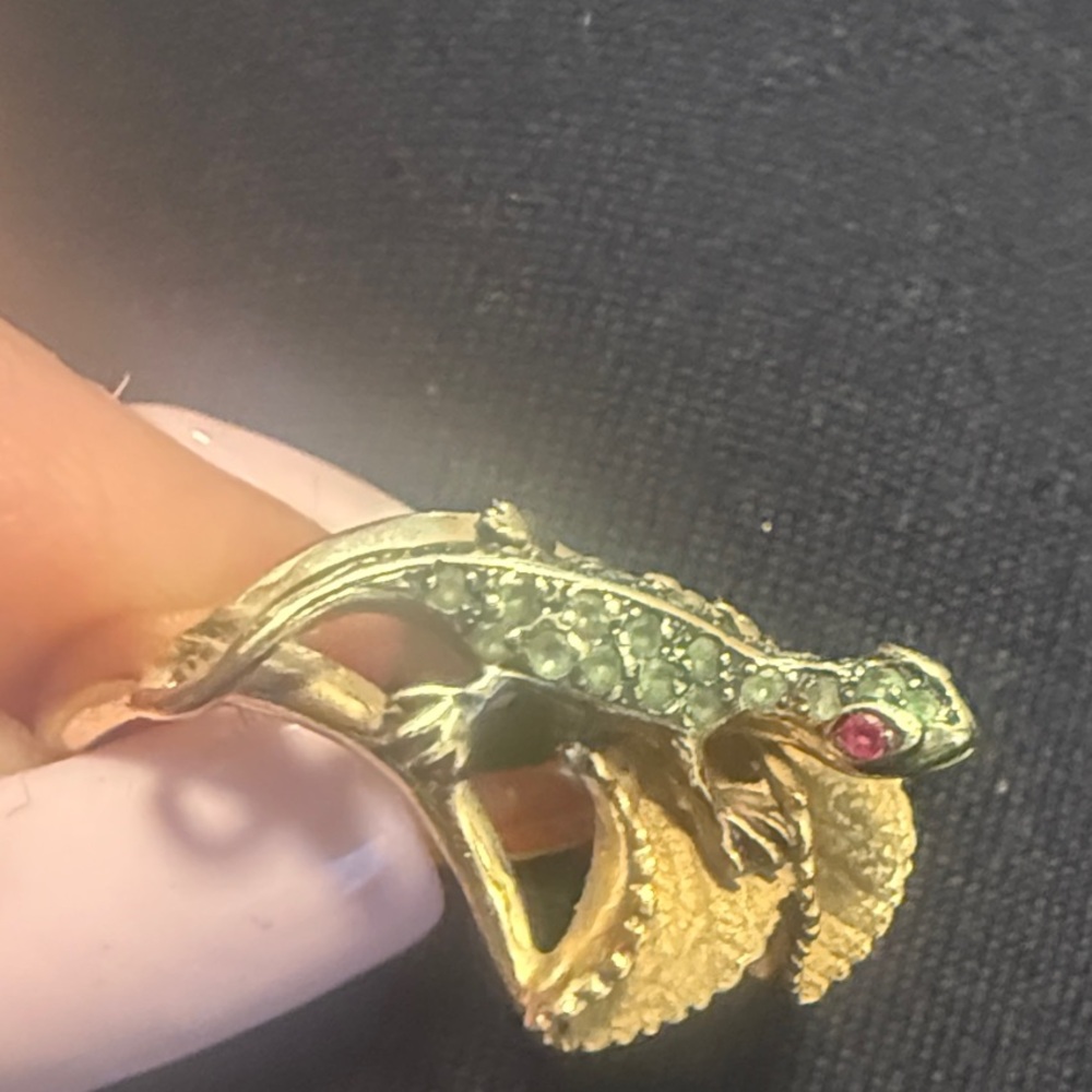 Gold and Green Lizard Ring Gold 14 k